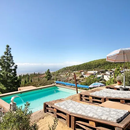 Casa de Férias El Cazador 2 *